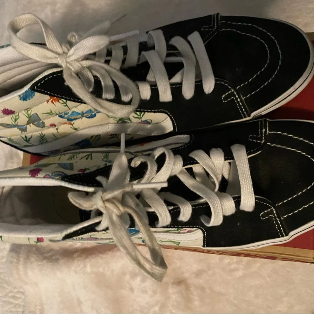 Vans Black and Floral High-Tops - Picture 3 of 6